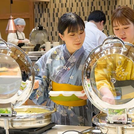 Senkeien Tsukioka Hotel Kaminoyama Экстерьер фото