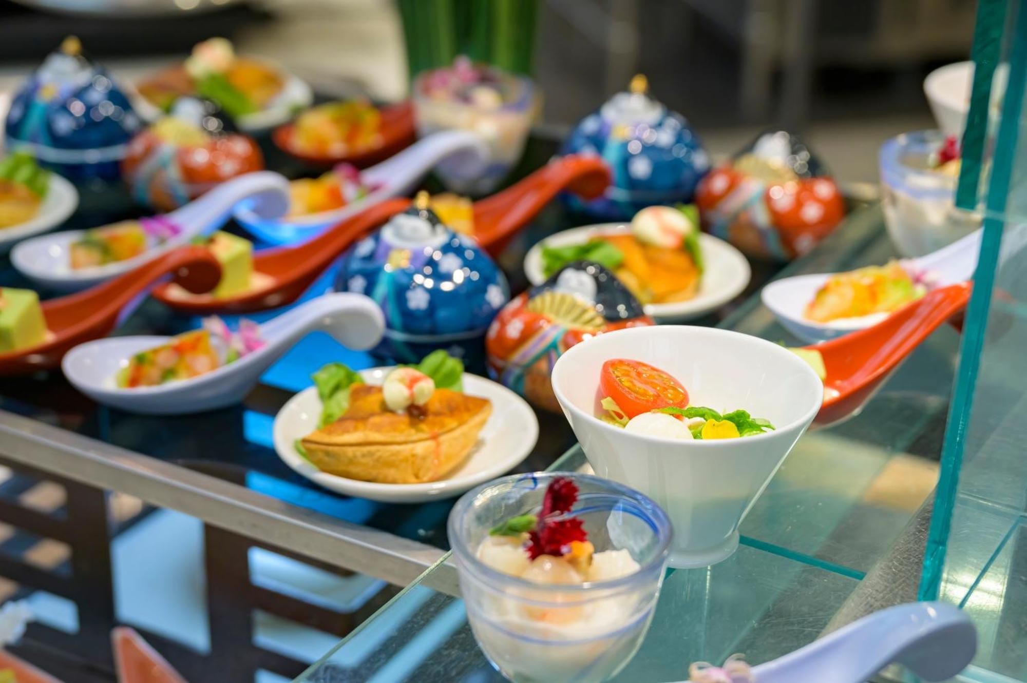Senkeien Tsukioka Hotel Kaminoyama Экстерьер фото