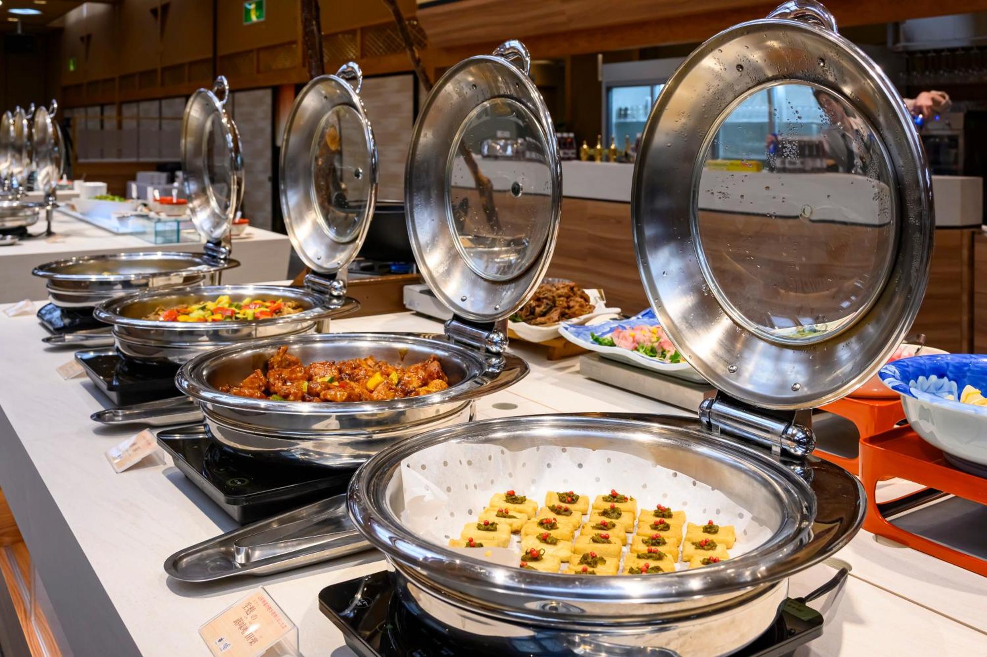 Senkeien Tsukioka Hotel Kaminoyama Экстерьер фото