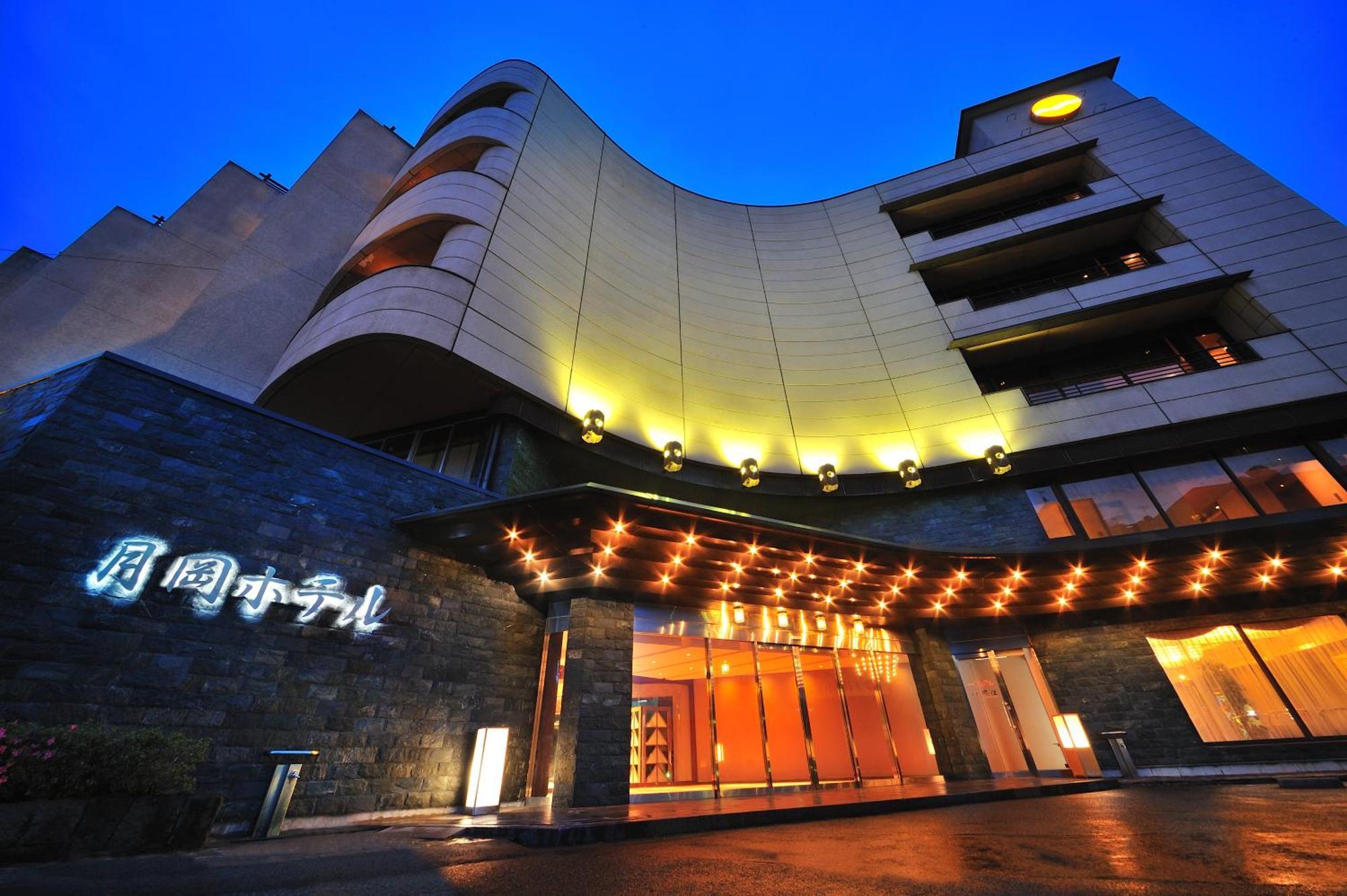 Senkeien Tsukioka Hotel Kaminoyama Экстерьер фото