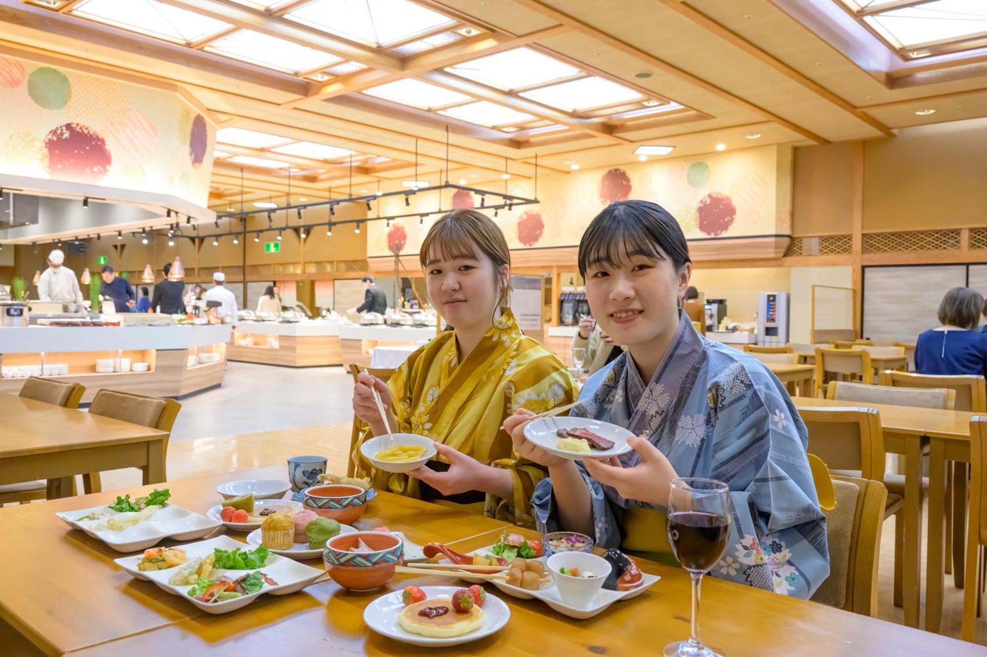 Senkeien Tsukioka Hotel Kaminoyama Экстерьер фото